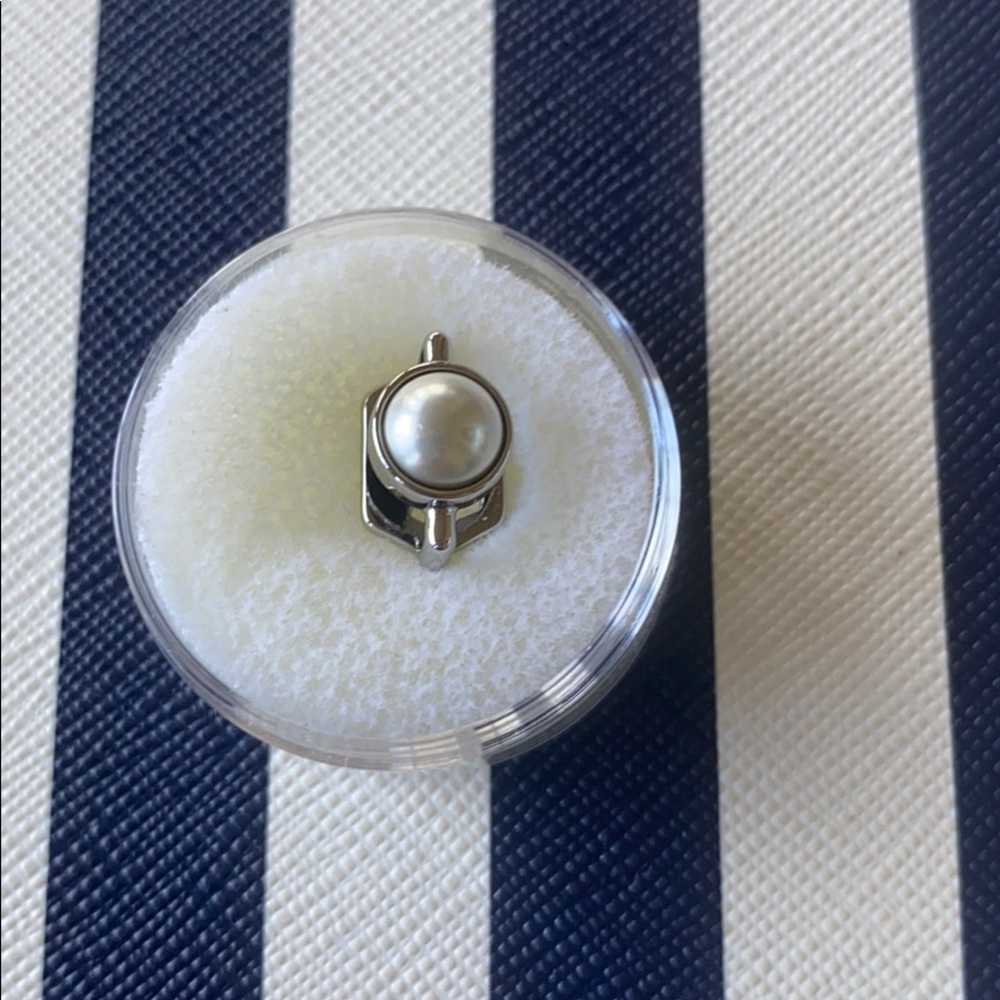 New Keep Collective Pearl Solitaire Charm